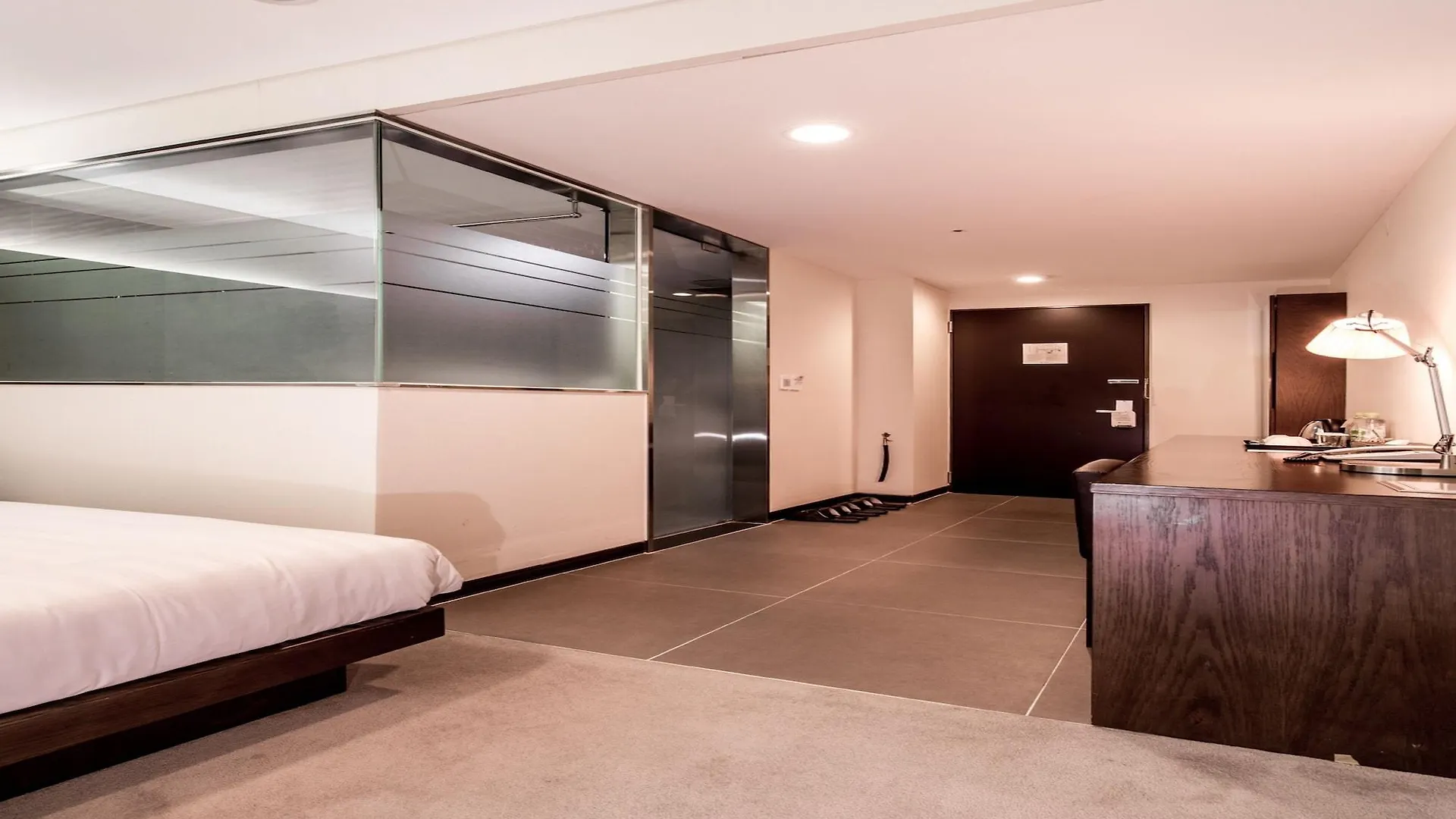 ***  Hotel Aventree Jongno Seoul South Korea
