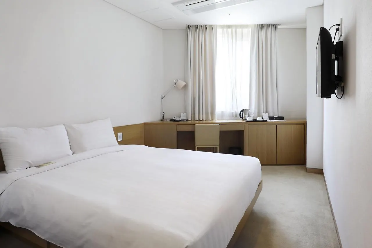 ***  Hotel Aventree Jongno Seoul South Korea
